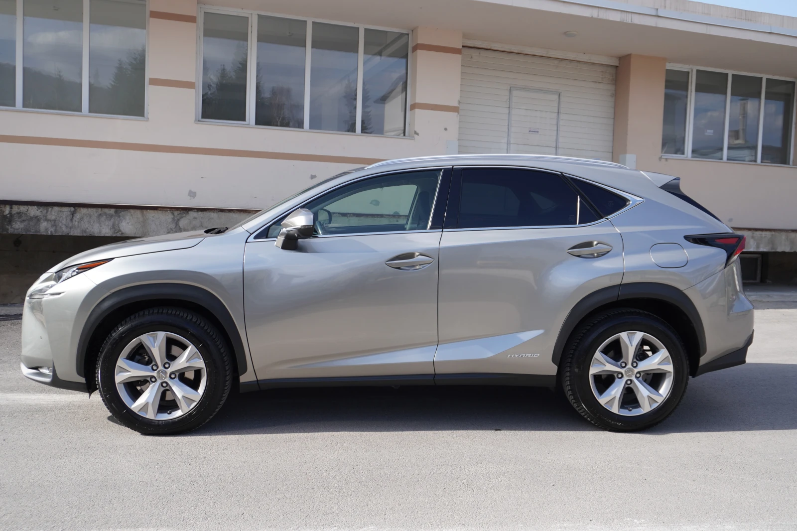 Lexus NX 300h 2.5HYBRID/360 CAMERA/���������/BSM/65.000km!!! | Mobile.bg � ����������� 2