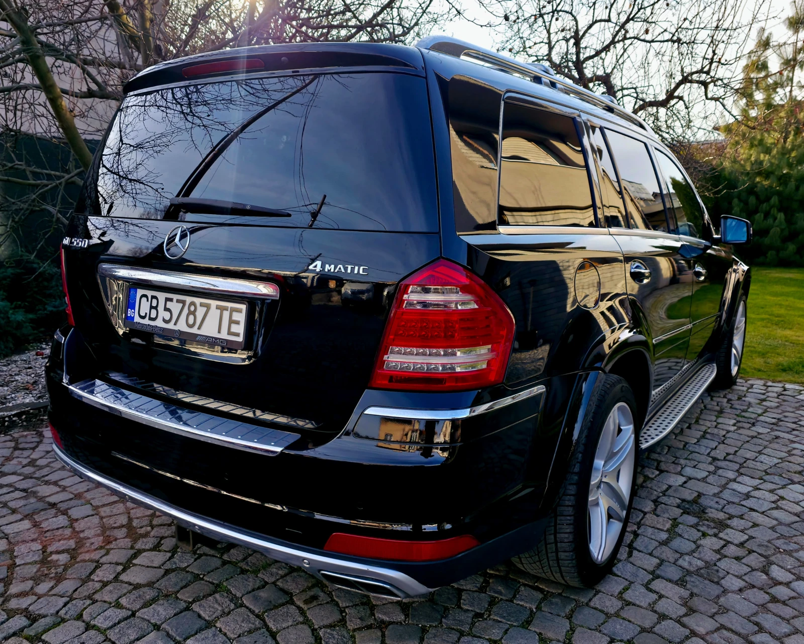 Mercedes-Benz GL 550, снимка 10 - Автомобили и джипове - 53761049