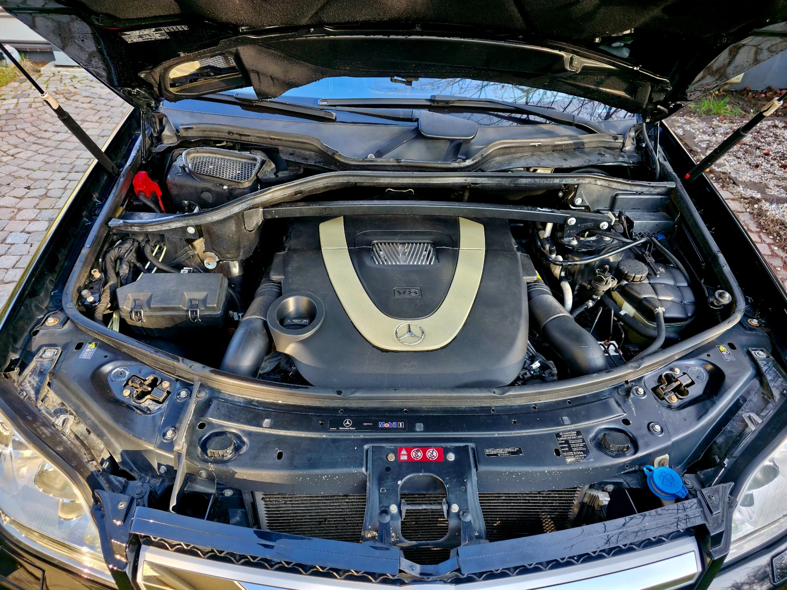 Mercedes-Benz GL 550, снимка 8 - Автомобили и джипове - 53761049