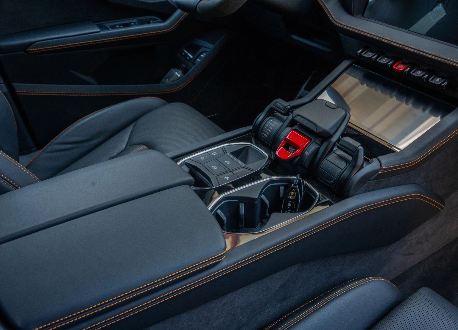 Lamborghini Urus SE 4.0 V8 AWD, снимка 8 - Автомобили и джипове - 54339575