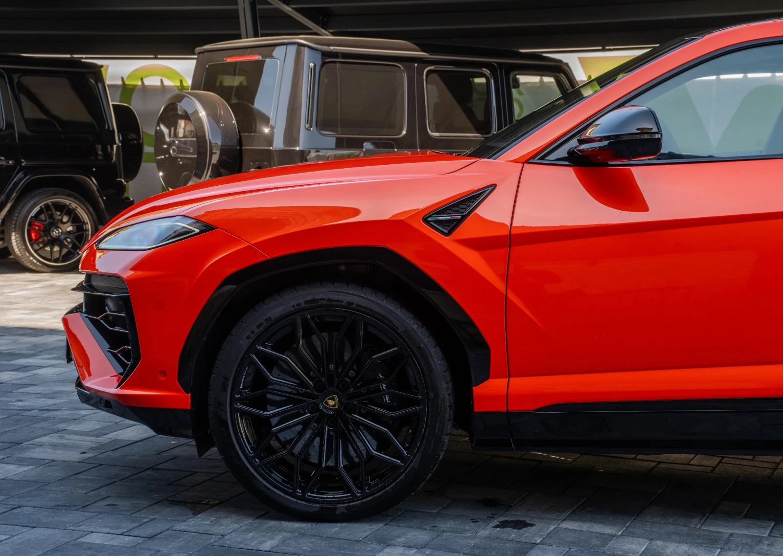 Lamborghini Urus SE 4.0 V8 AWD, снимка 3 - Автомобили и джипове - 54339575