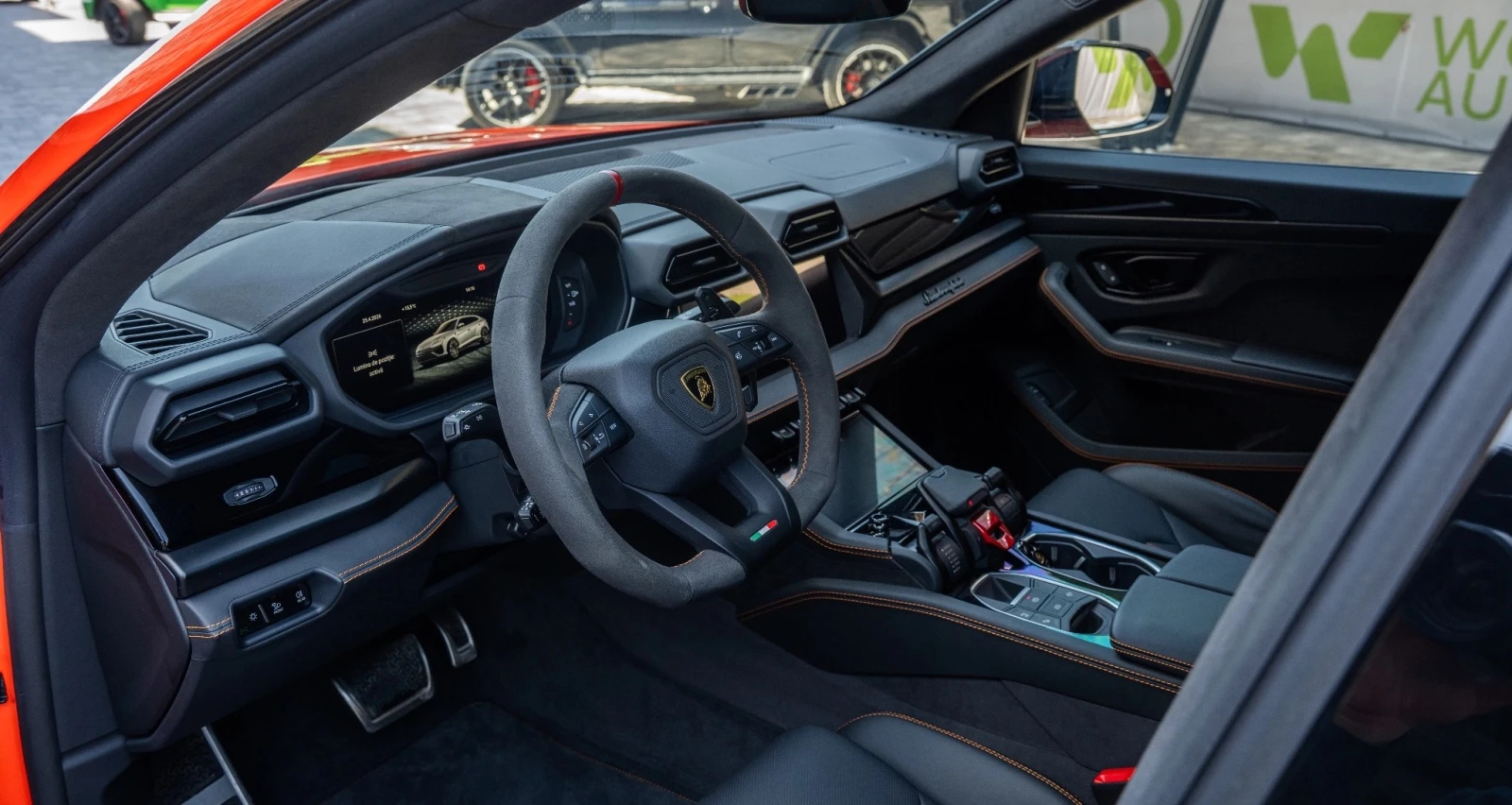 Lamborghini Urus SE 4.0 V8 AWD, снимка 5 - Автомобили и джипове - 54339575