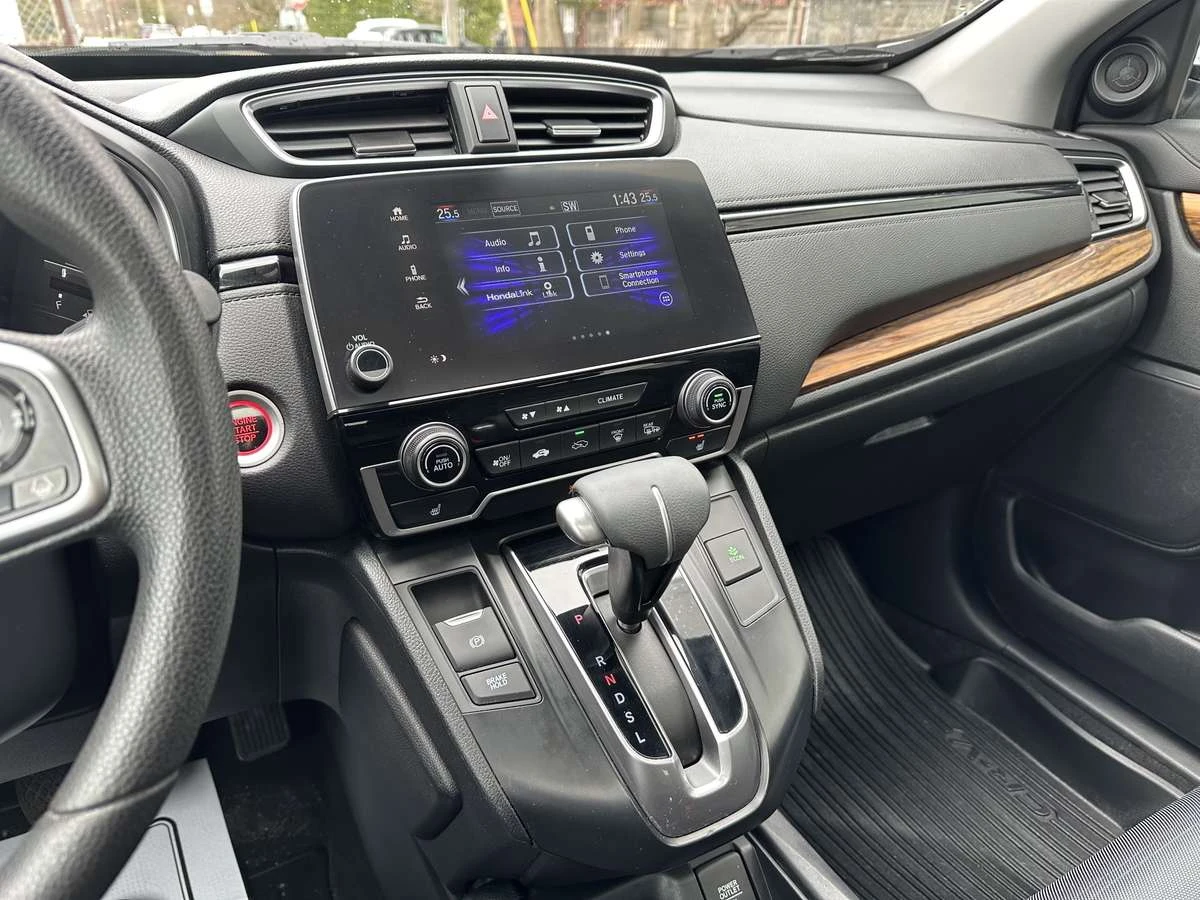 Honda Cr-v ПОДГРЕВ / КОЖА / ЦЕНА ДО БГ, снимка 16 - Автомобили и джипове - 54992480