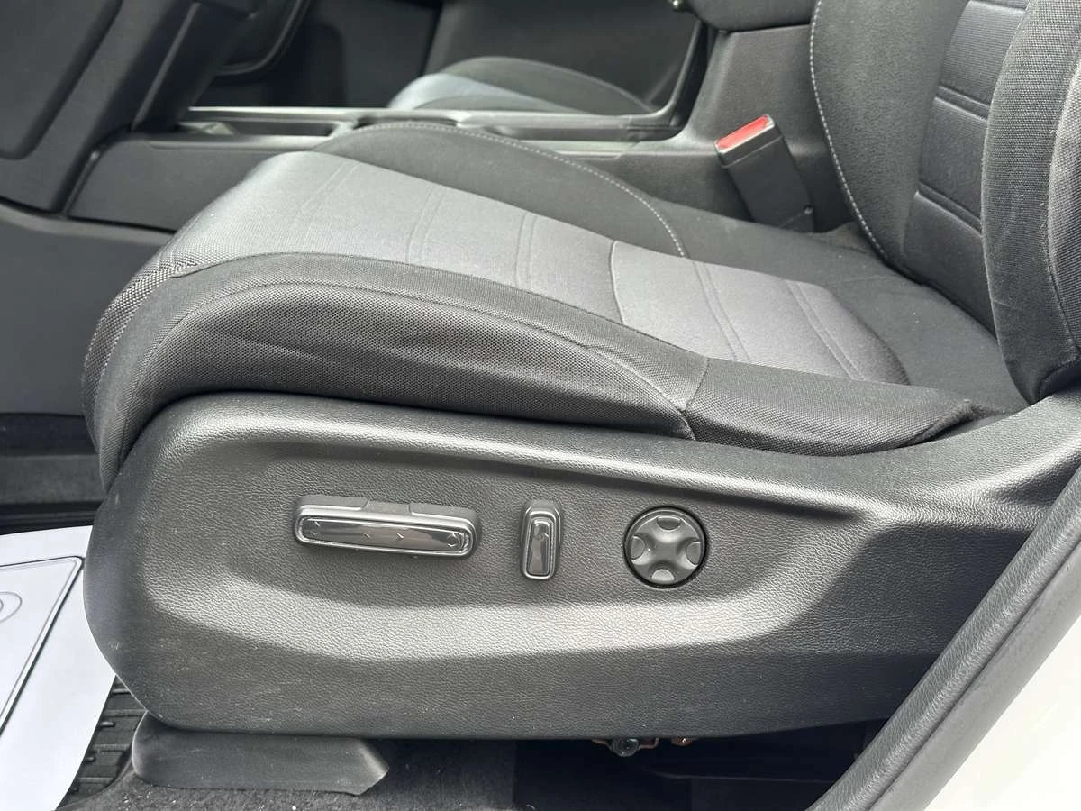 Honda Cr-v ПОДГРЕВ / КОЖА / ЦЕНА ДО БГ, снимка 10 - Автомобили и джипове - 54992480