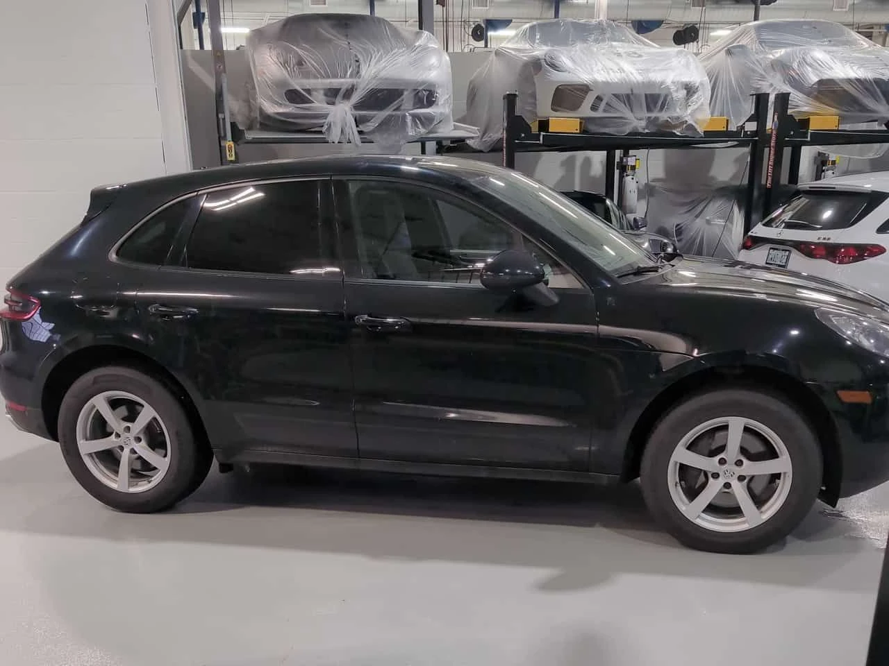 Porsche Macan AWD* PPF ФОЛИО* ГЛАВНО ПРЕДСТАВИТЕЛСТВО НА PORSCHE, снимка 4 - Автомобили и джипове - 55078980