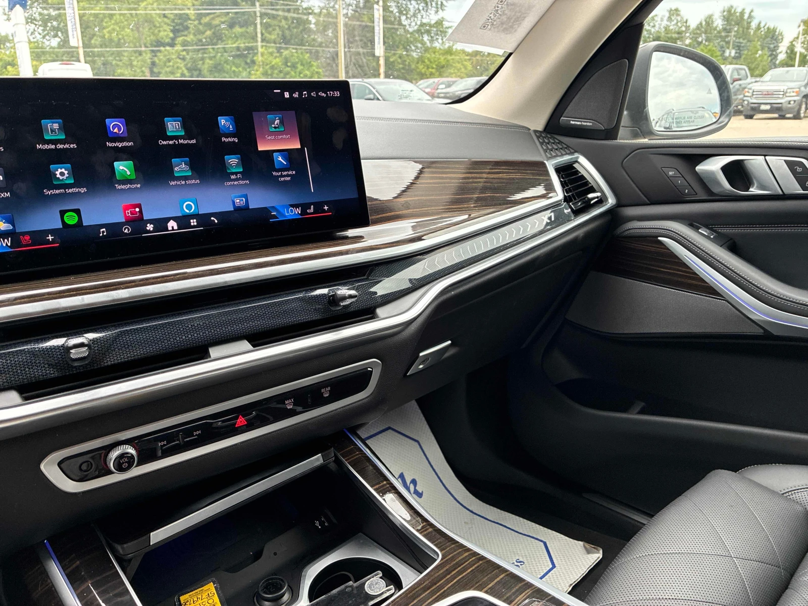 BMW X7 * xDrive40i * АВТОКРЕДИТ БЕЗ ПЪРВОНАЧАЛНА ВНОСКА* , снимка 16 - Автомобили и джипове - 56057588
