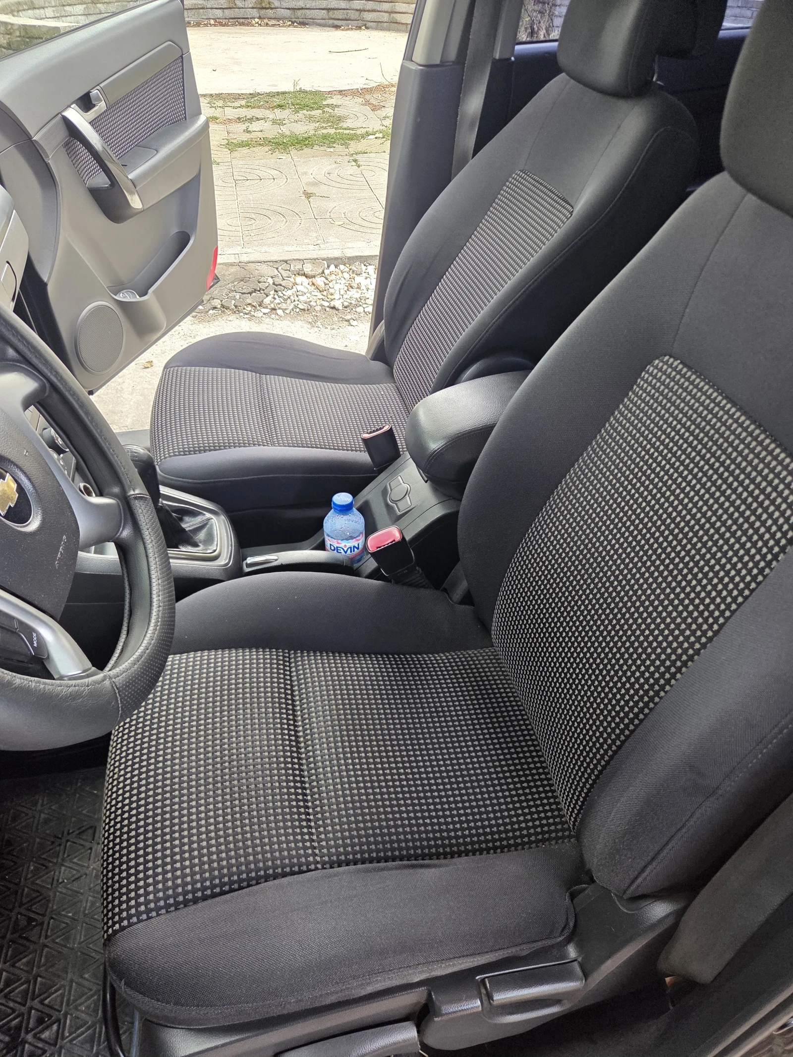 Chevrolet Captiva, снимка 8 - Автомобили и джипове - 56246864