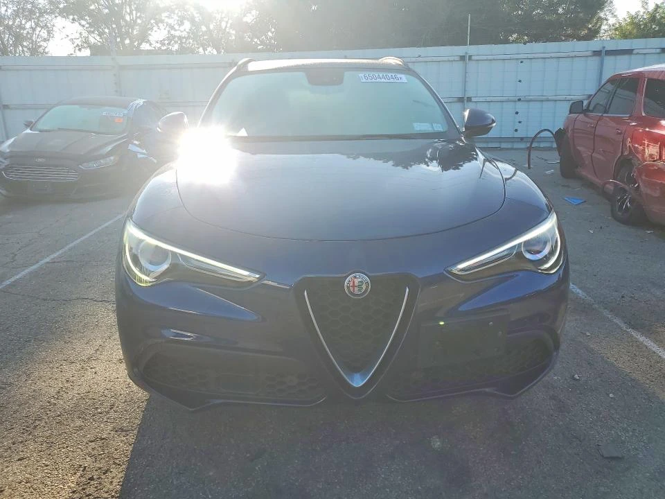 Alfa Romeo Stelvio SPORT / ЛИЗИНГ, снимка 5 - Автомобили и джипове - 56248786