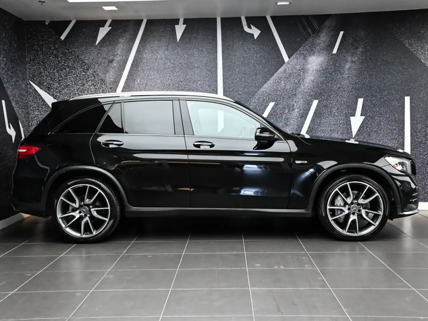 Mercedes-Benz GLC 43 AMG BURMESTER/360 CAMERA/PANORAMA/ALCANTARA/, снимка 3 - Автомобили и джипове - 56253790