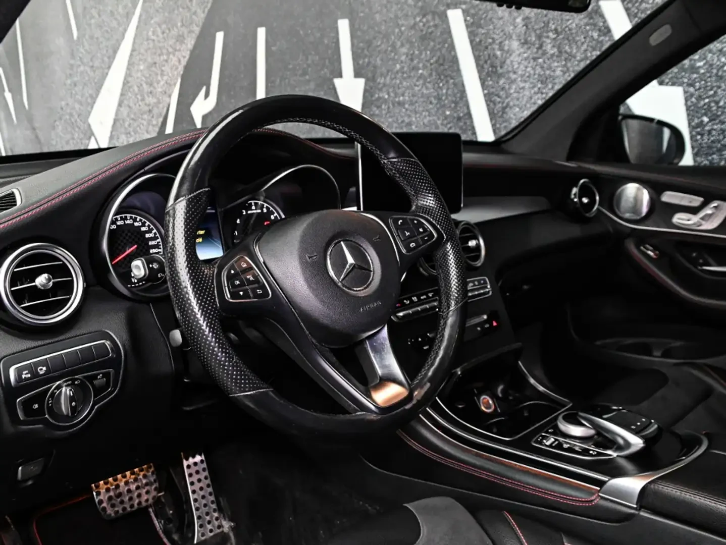 Mercedes-Benz GLC 43 AMG BURMESTER/360 CAMERA/PANORAMA/ALCANTARA/, снимка 9 - Автомобили и джипове - 56253790