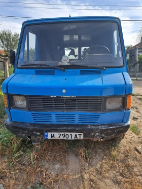     Mercedes-Benz 307