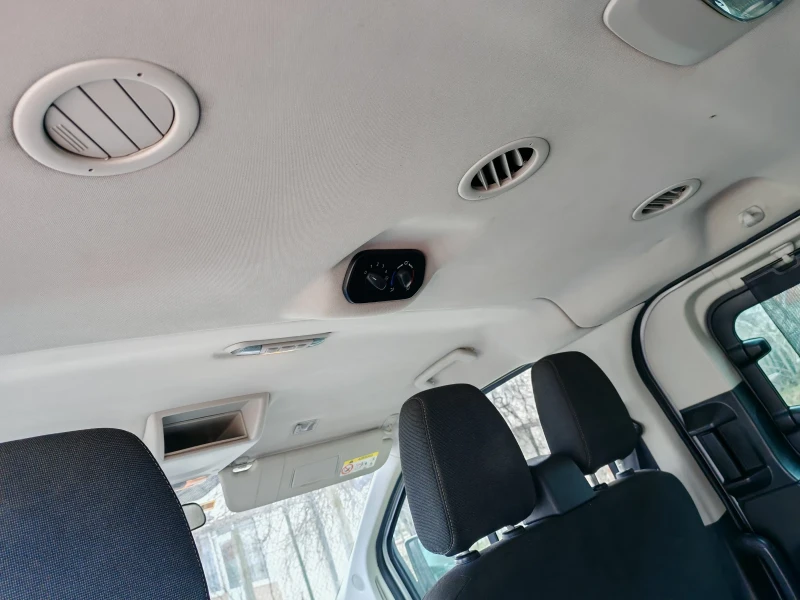 Ford Transit Custom, снимка 6 - Бусове и автобуси - 53023813