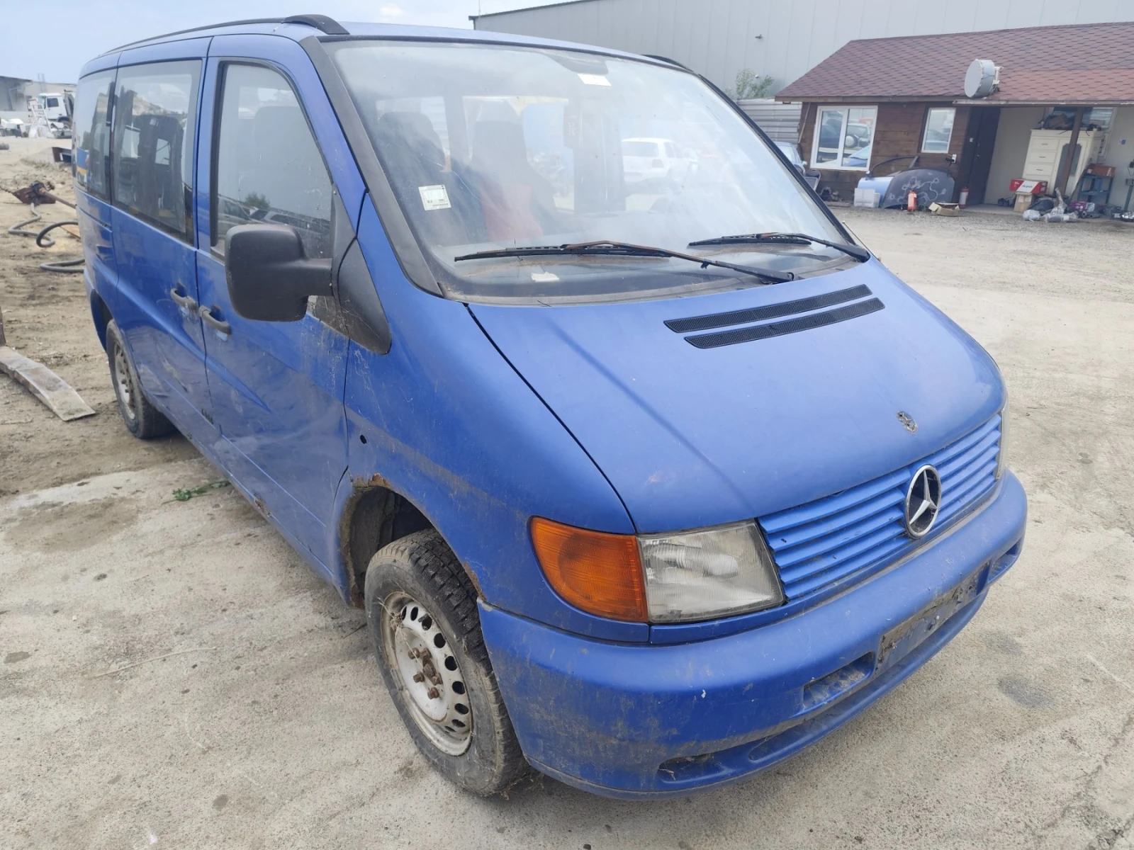 Mercedes-Benz Vito 110D - 2.3