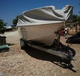 Моторна яхта Beneteau 550 Flyer, снимка 16