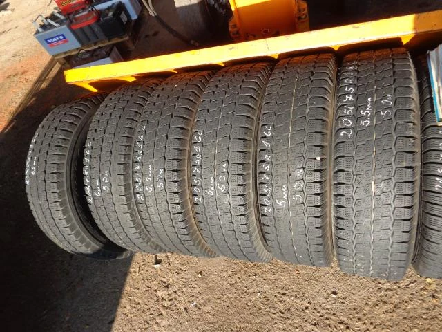 Гуми Зимни 205/75R16, снимка 14 - Гуми и джанти - 12892211