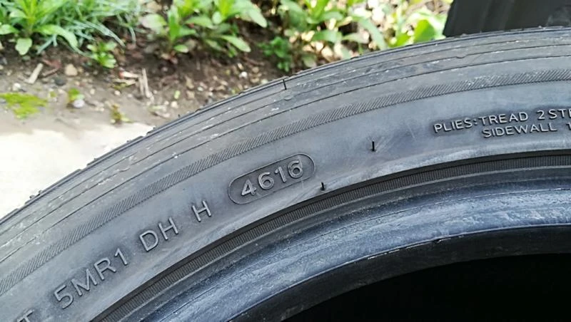 Гуми Летни 215/55R16, снимка 9 - Гуми и джанти - 25327870