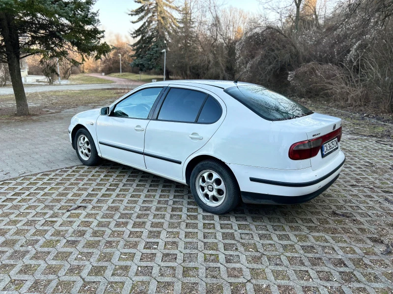 Seat Toledo 1.9 TDI 110hp, снимка 3 - Автомобили и джипове - 44326152