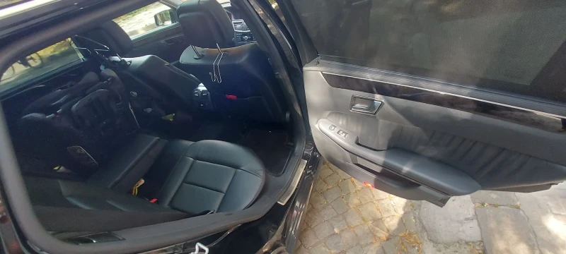 Mercedes-Benz E 350 designo. CDI 4MATIC, AirMatic, снимка 12 - Автомобили и джипове - 48661917