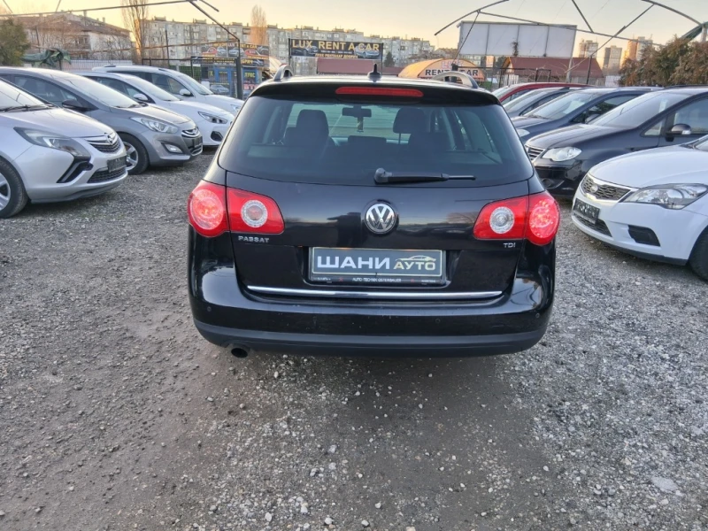 VW Passat, снимка 6 - Автомобили и джипове - 48714907