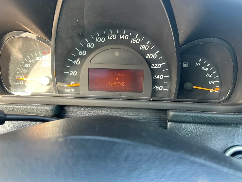 Mercedes-Benz C 200 C-200 КОМПРЕСОР-СПОРТ КУПЕ-163 к.с., снимка 11 - Автомобили и джипове - 49935782