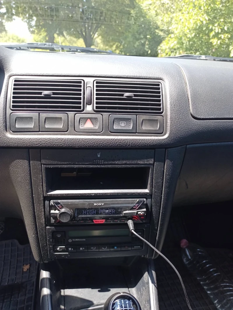 VW Golf IV, снимка 11 - Автомобили и джипове - 52156105