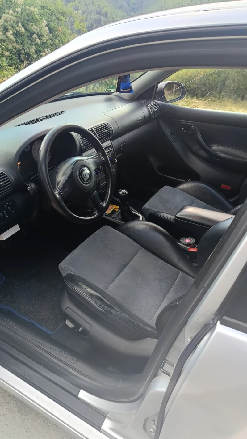 Seat Leon 1.8T  LPG!!!, снимка 6 - Автомобили и джипове - 52699924