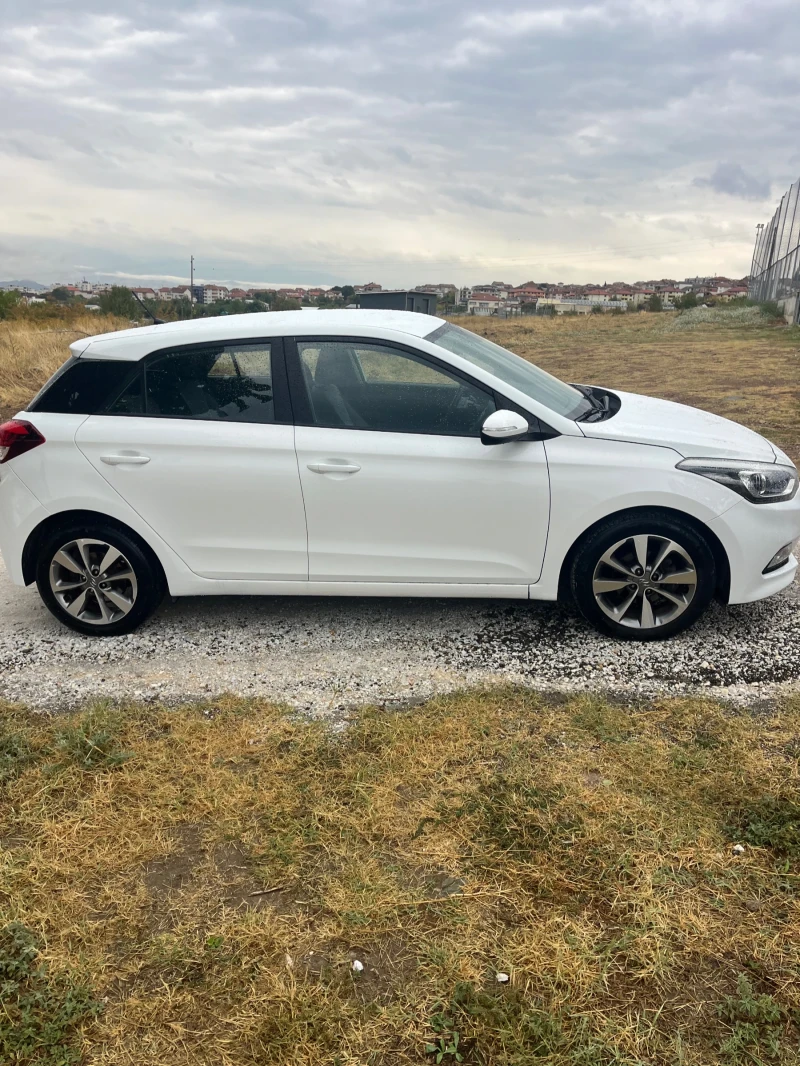 Hyundai I20 Газ, снимка 3 - Автомобили и джипове - 52539529