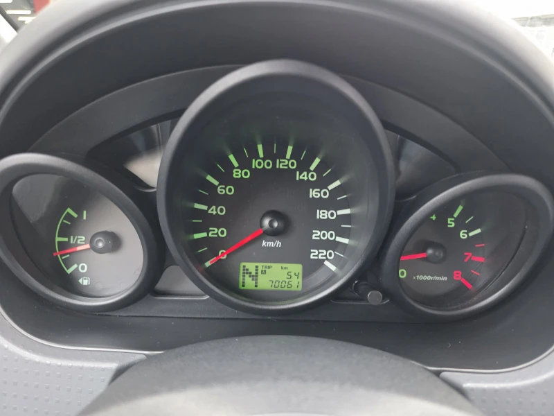 Mitsubishi Colt 1.3 Avtomatic, снимка 17 - Автомобили и джипове - 53444639