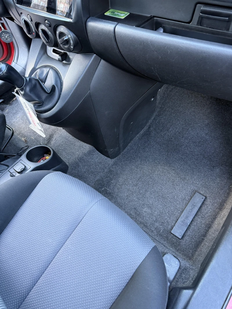 Mazda 2, снимка 7 - Автомобили и джипове - 53517626