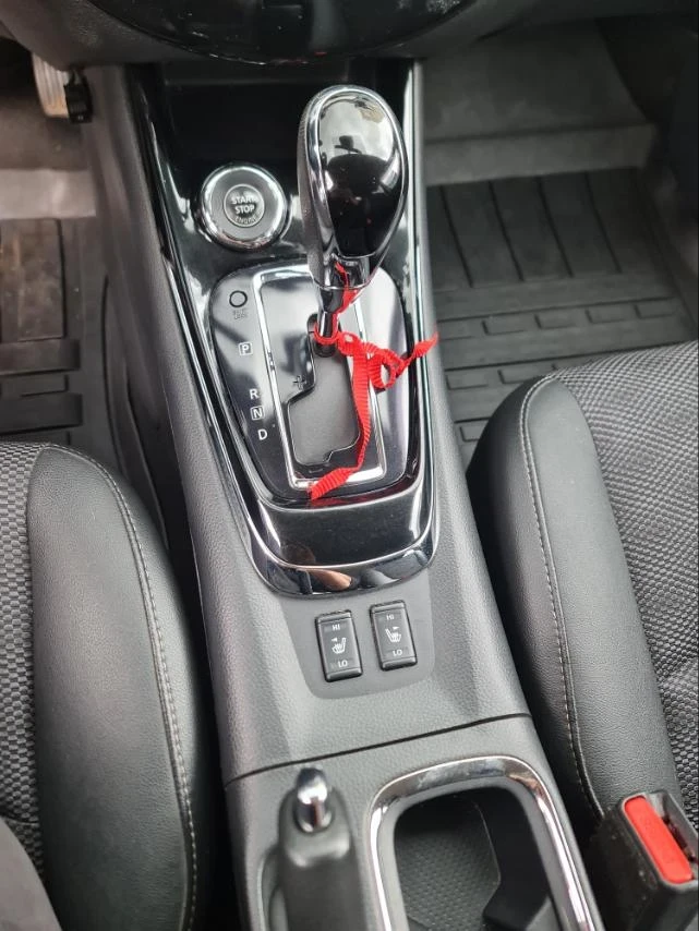 Nissan Pulsar 1.2 Турбо, снимка 10 - Автомобили и джипове - 53386508