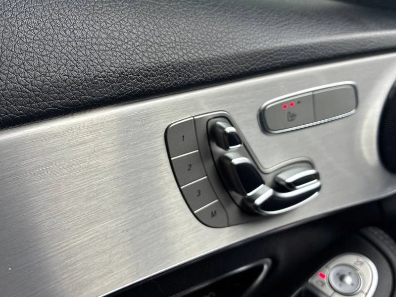 Mercedes-Benz C 300 4MATIC/ПАНОРАМА/ПОДГРЕВИ, снимка 12 - Автомобили и джипове - 54379017