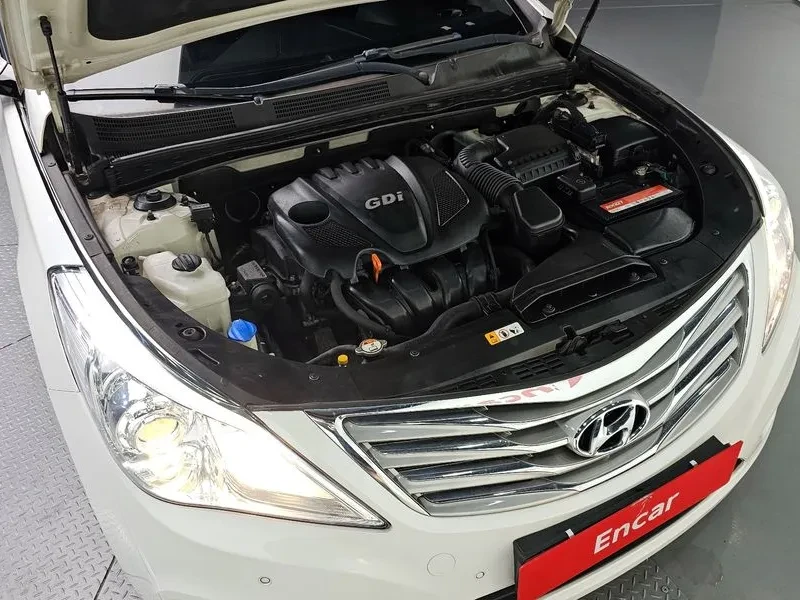 Hyundai Grandeur 2.4, снимка 6 - Автомобили и джипове - 54626089