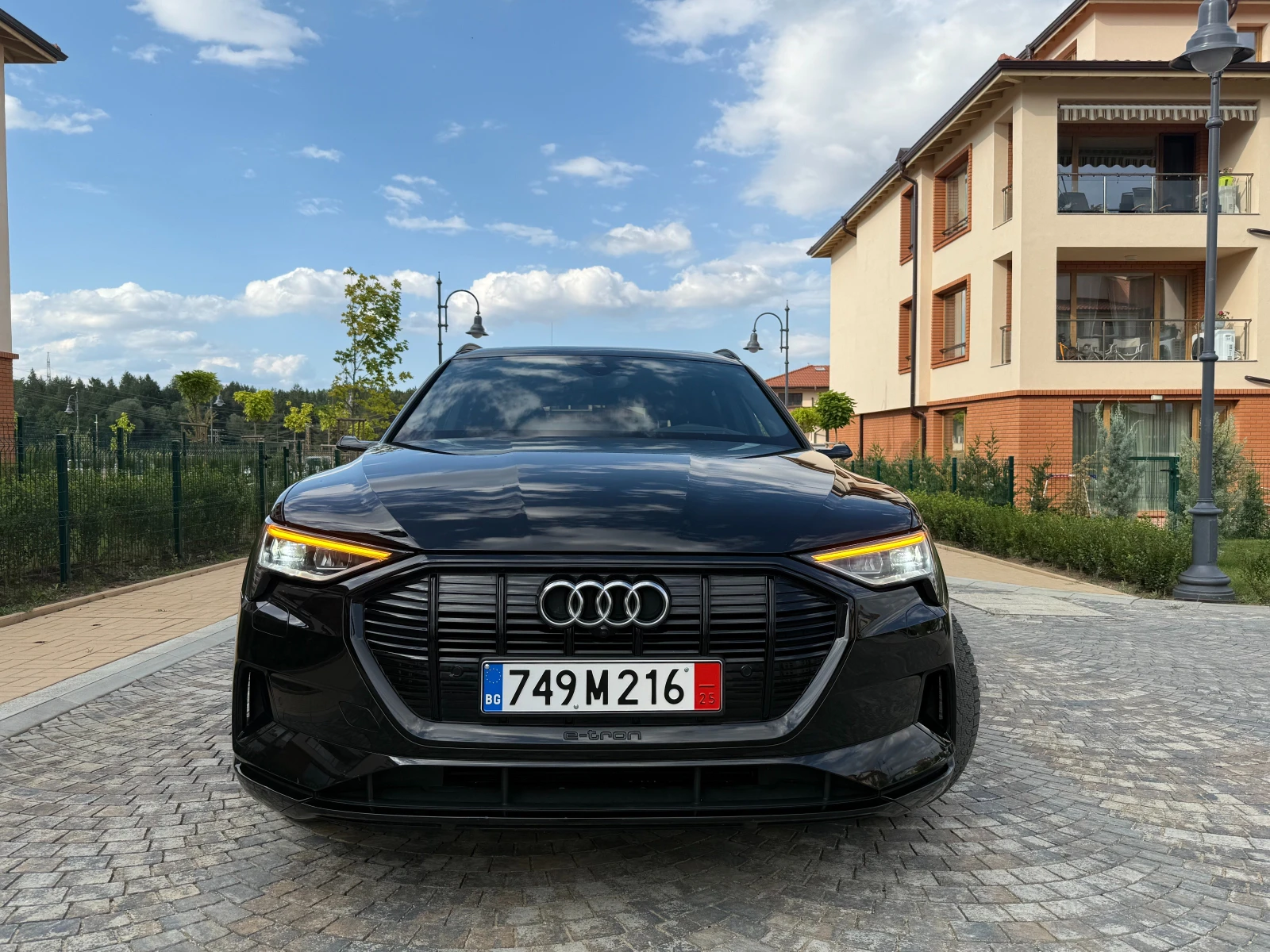 Audi E-Tron 55* LONG RANGE* B&O* 360* HEAD UP - изображение 7