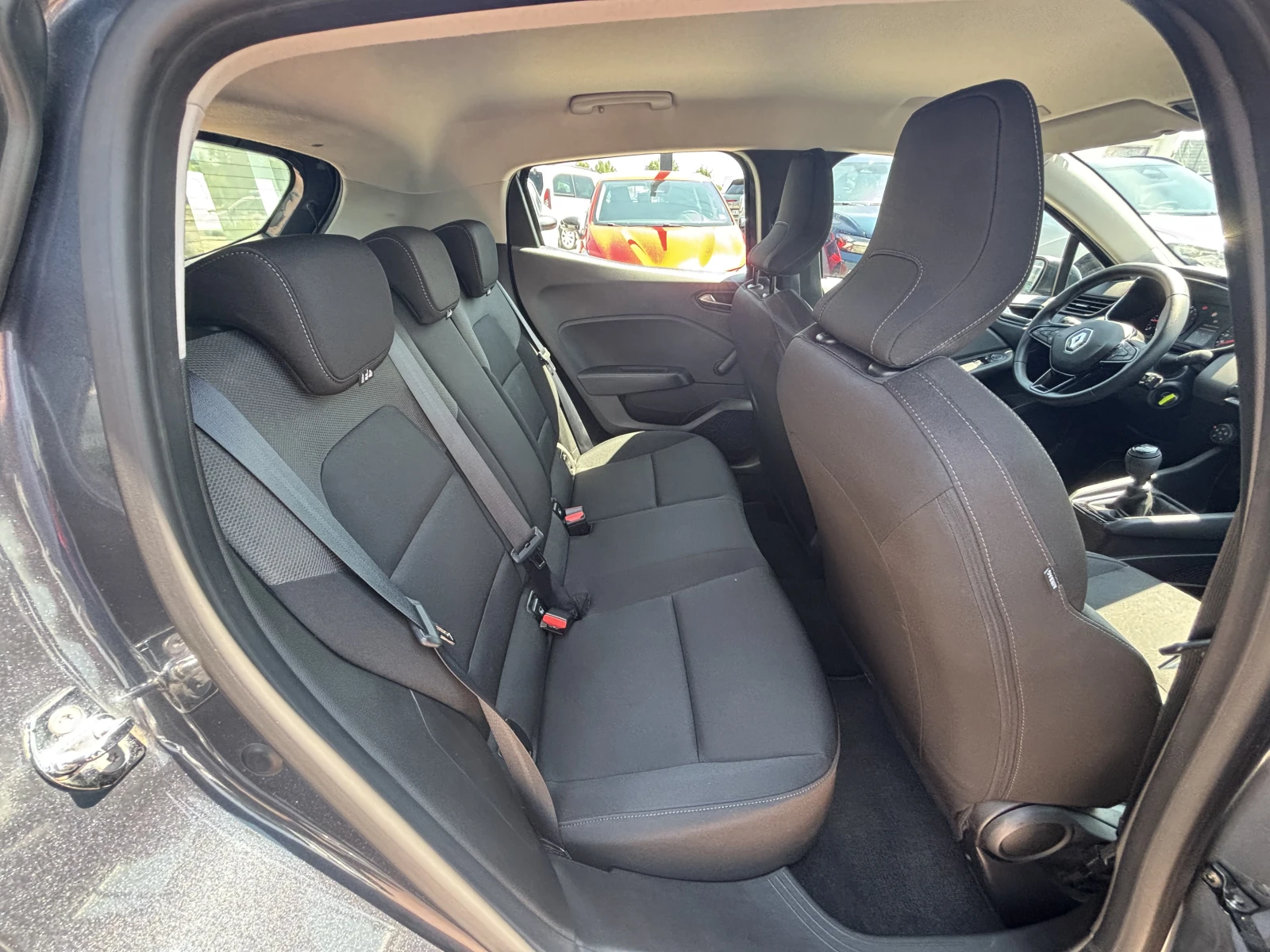 Renault Clio 1.0TCe/ 91к.с./Life - изображение 9