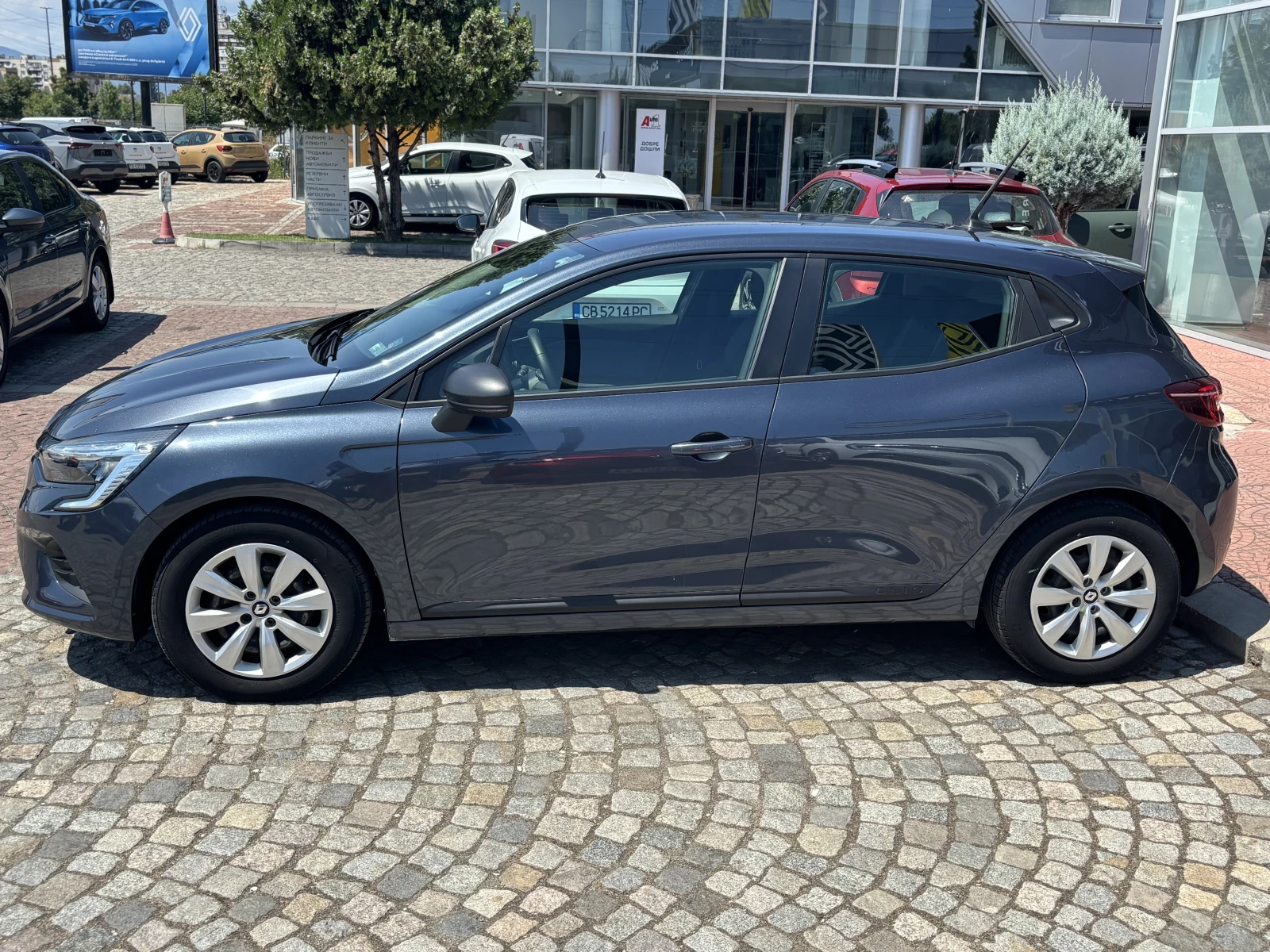 Renault Clio 1.0TCe/ 91к.с./Life - изображение 6
