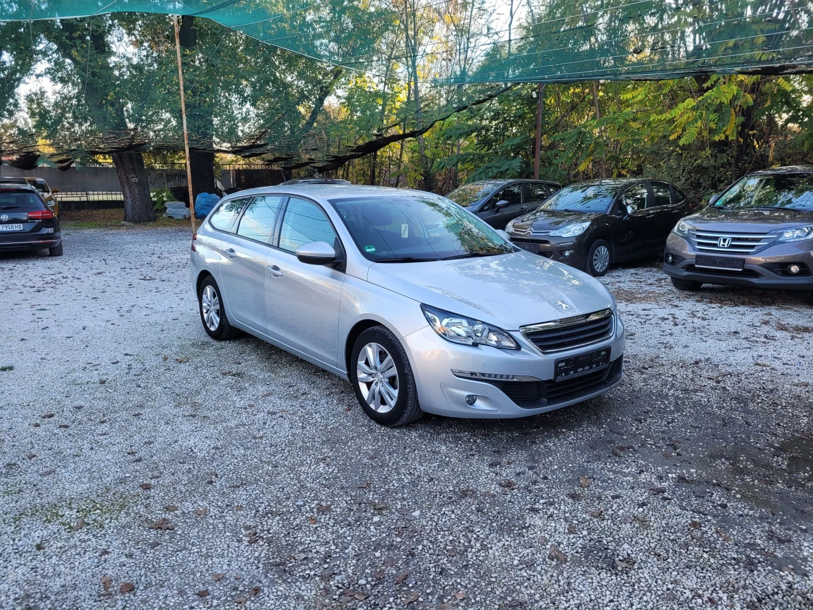 Peugeot 308 1.6  HDI  - изображение 2