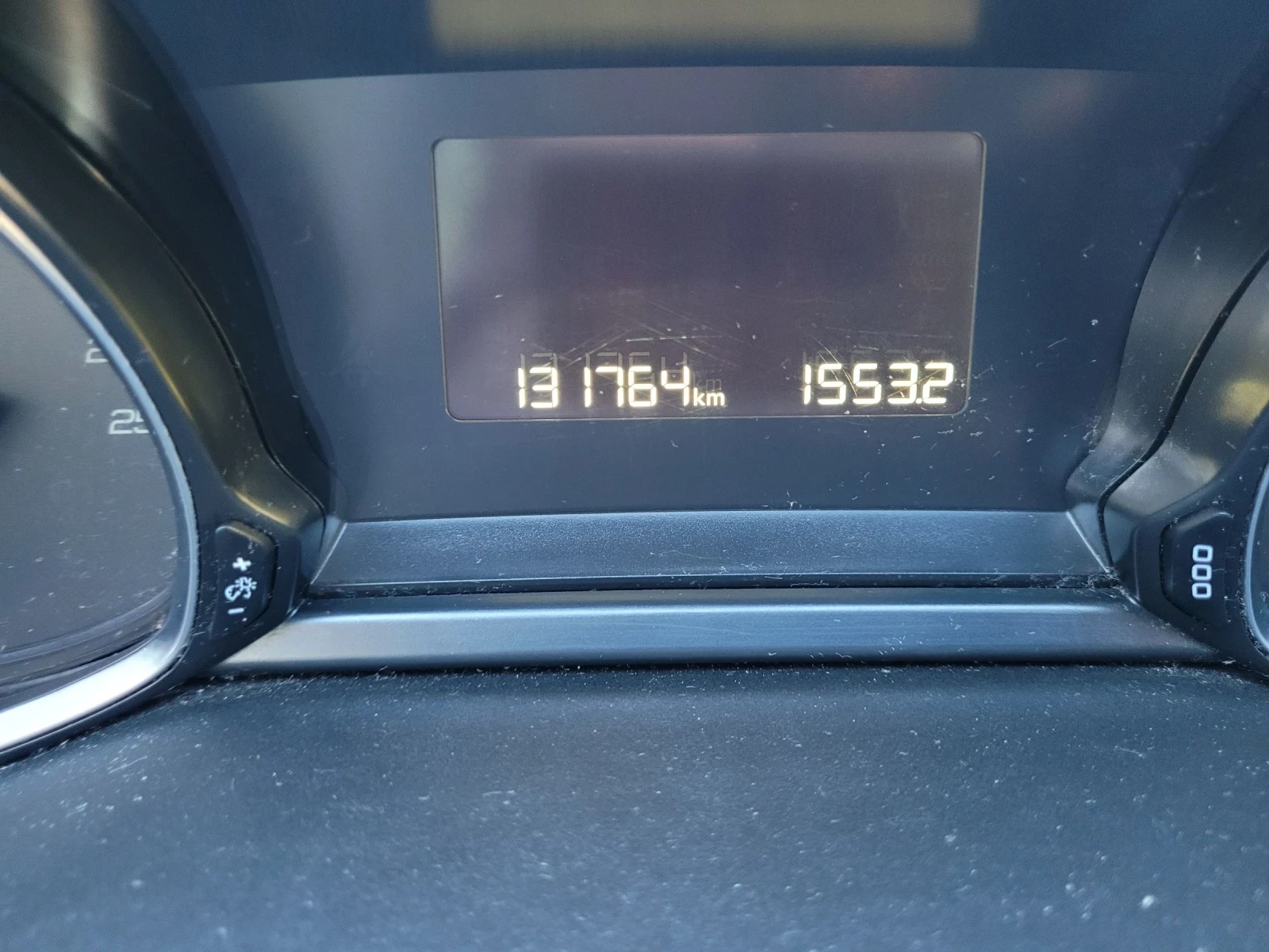 Peugeot 308 1.6  HDI  | Mobile.bg   12