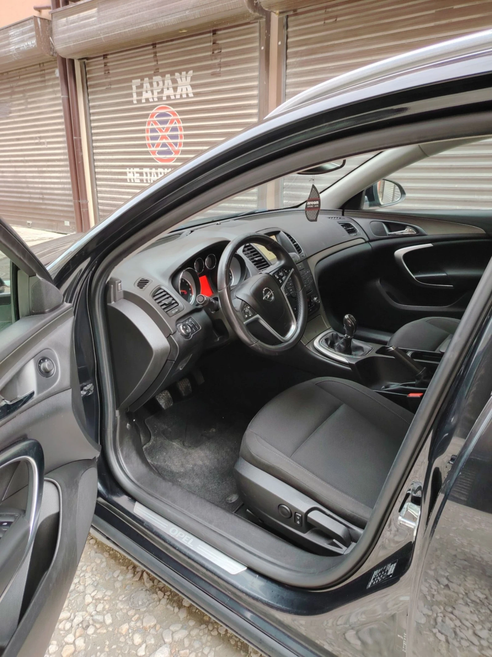 Opel Insignia 1, 4 Turbo Eco-Flex - изображение 6