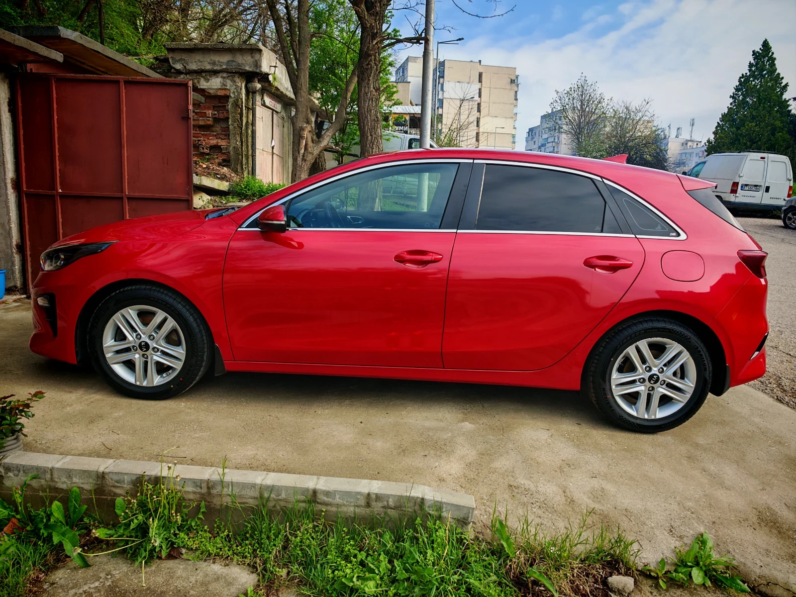 Kia Ceed 1.4/99к./LPG/FULL LED/NAVIGATION/ - изображение 4