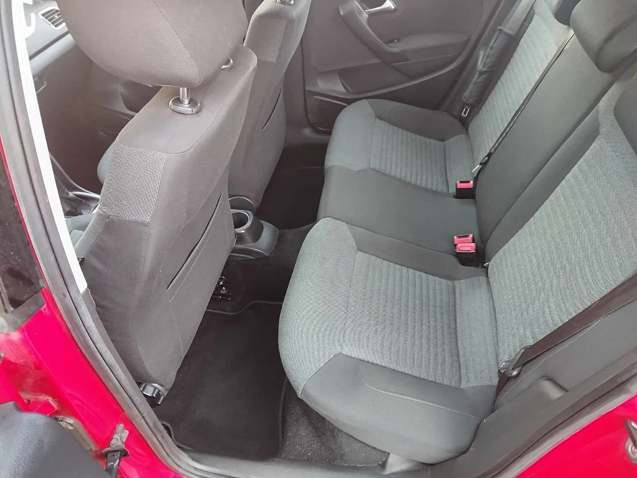 VW Polo 1.6 TDI | Mobile.bg � ����������� 11