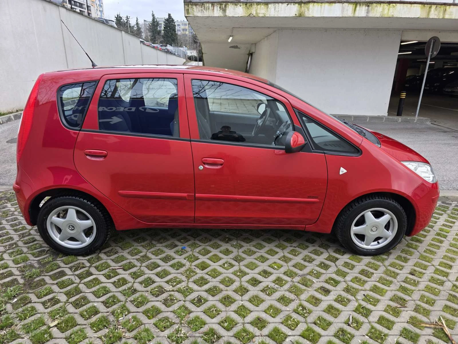 Mitsubishi Colt 1.3 Avtomatic - изображение 3