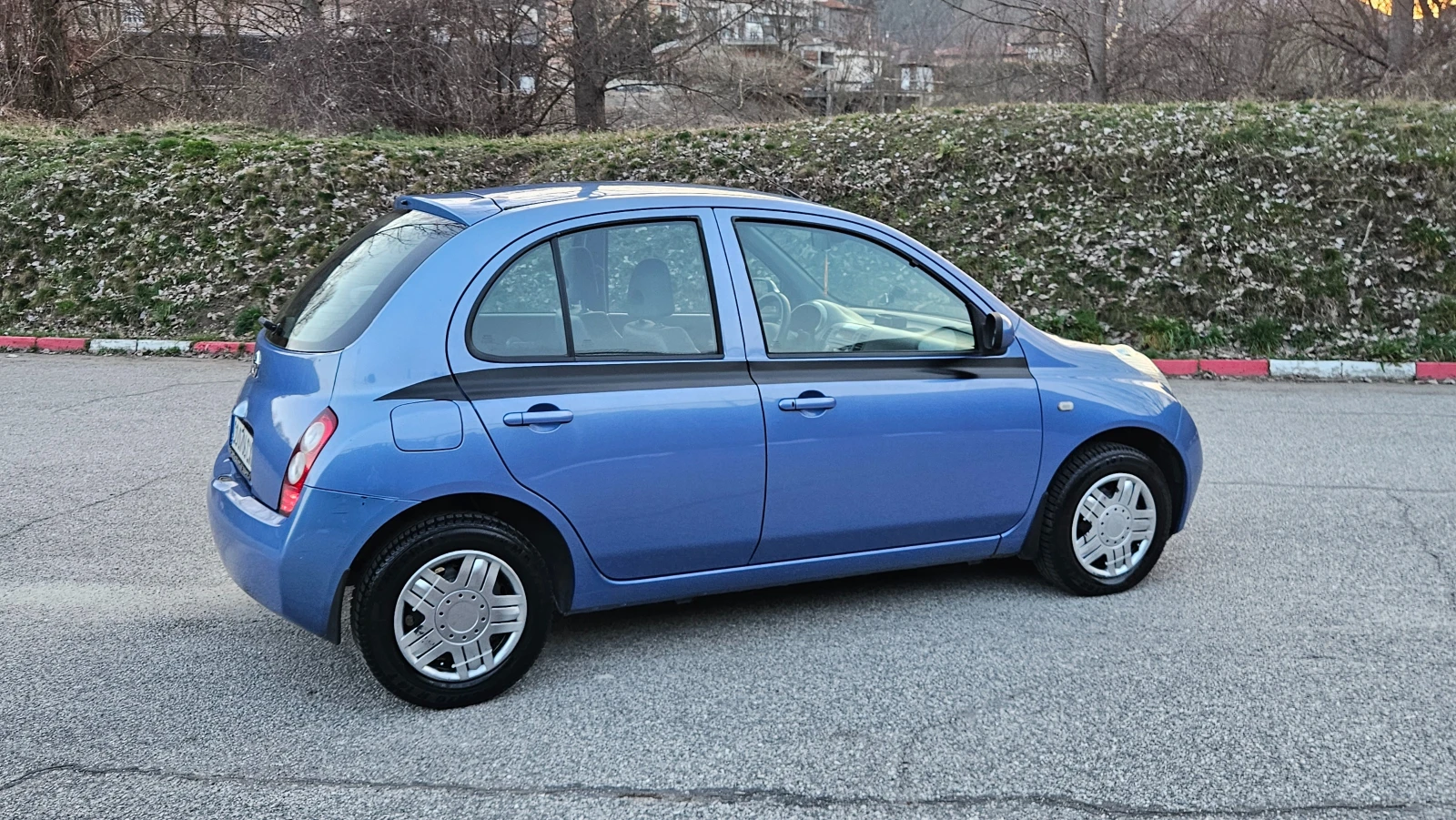 Nissan Micra 1.2 Klimatronik/147000 km/ Топ състояние, снимка 7 - Автомобили и джипове - 53868186