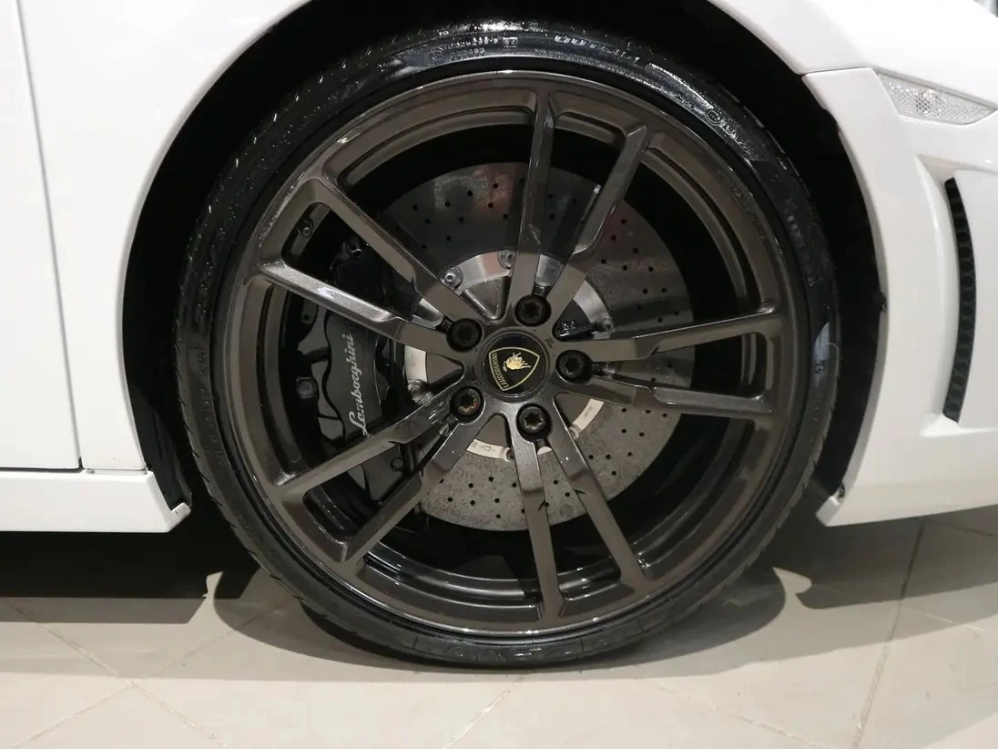 Lamborghini Gallardo LP 560-4, снимка 7 - Автомобили и джипове - 53981506
