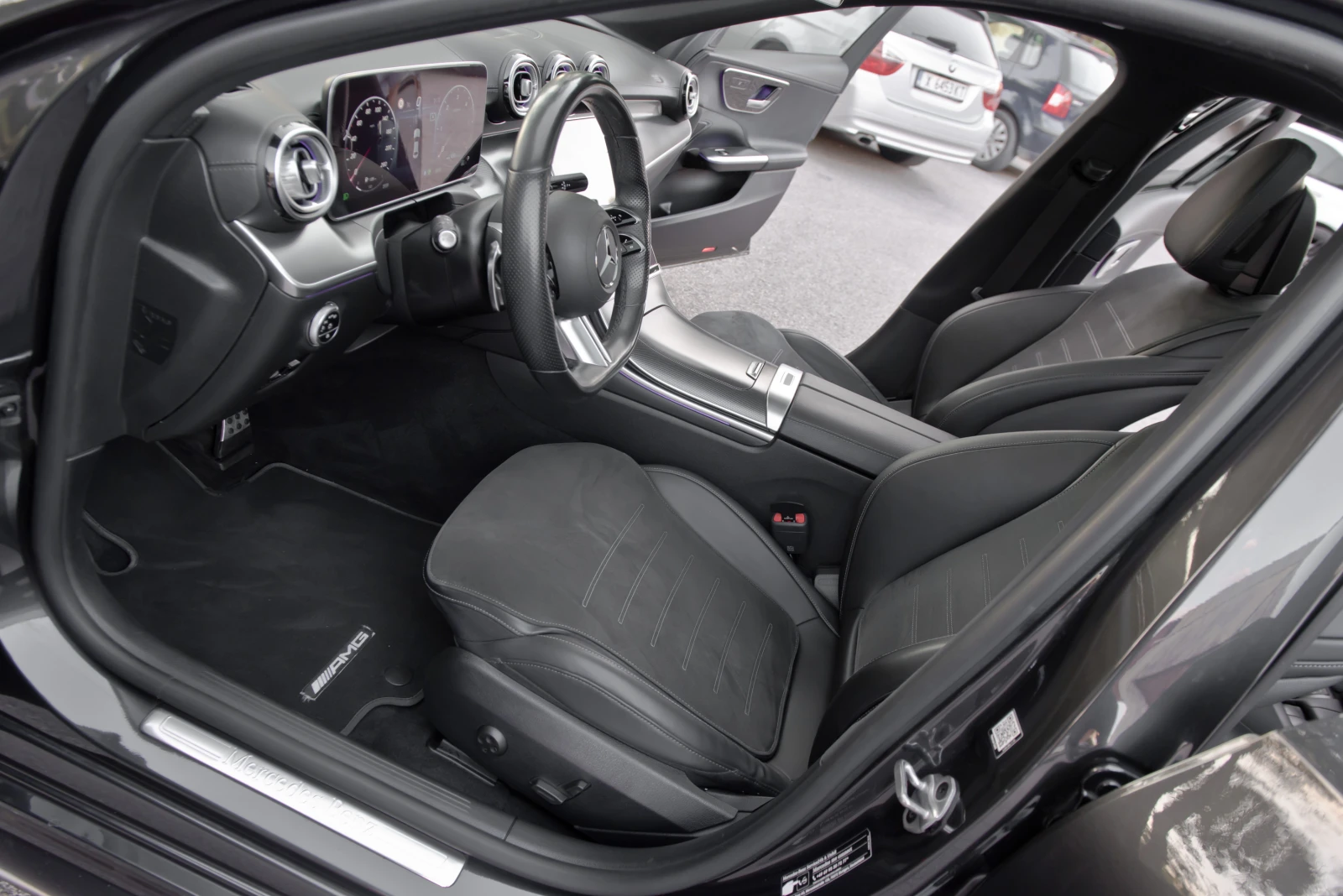 Mercedes-Benz C 220 AMG 4Matic, снимка 9 - Автомобили и джипове - 55391024