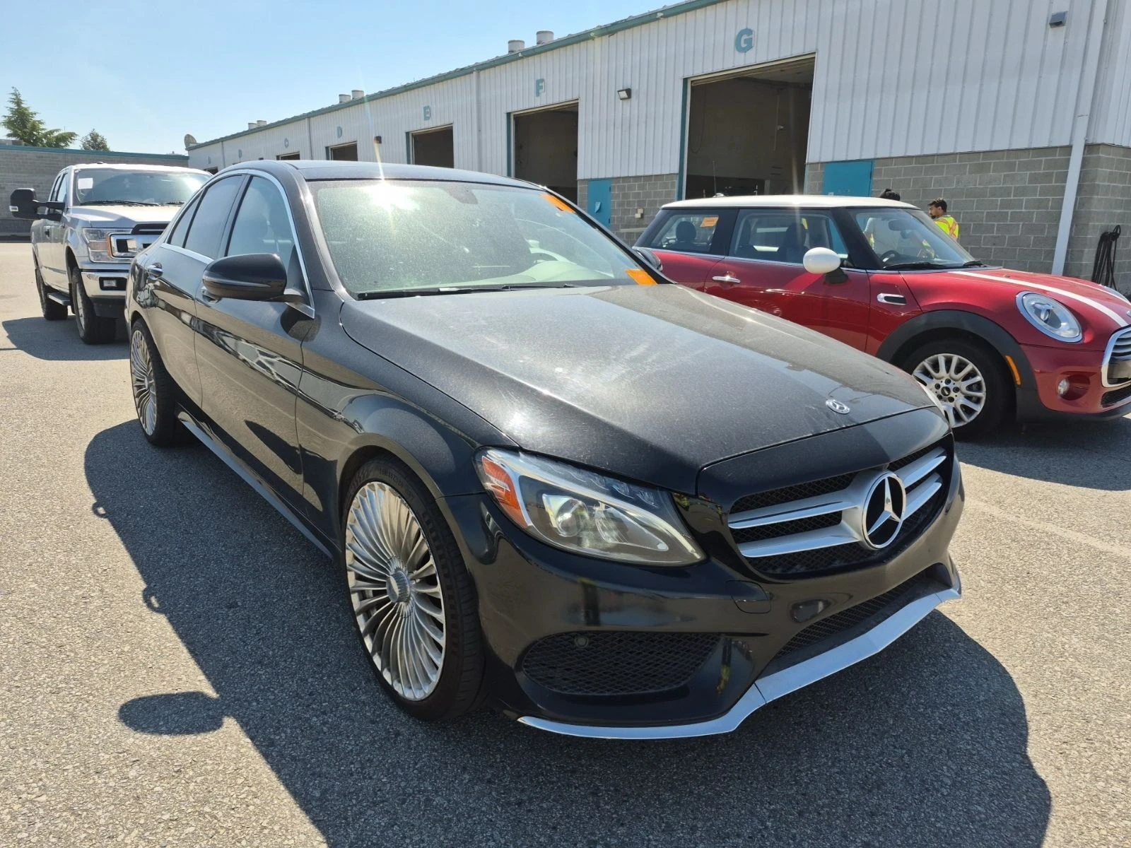 Mercedes-Benz C 300 AMG-pack* Pano* Back cam* Подгрев* , снимка 2 - Автомобили и джипове - 55418668