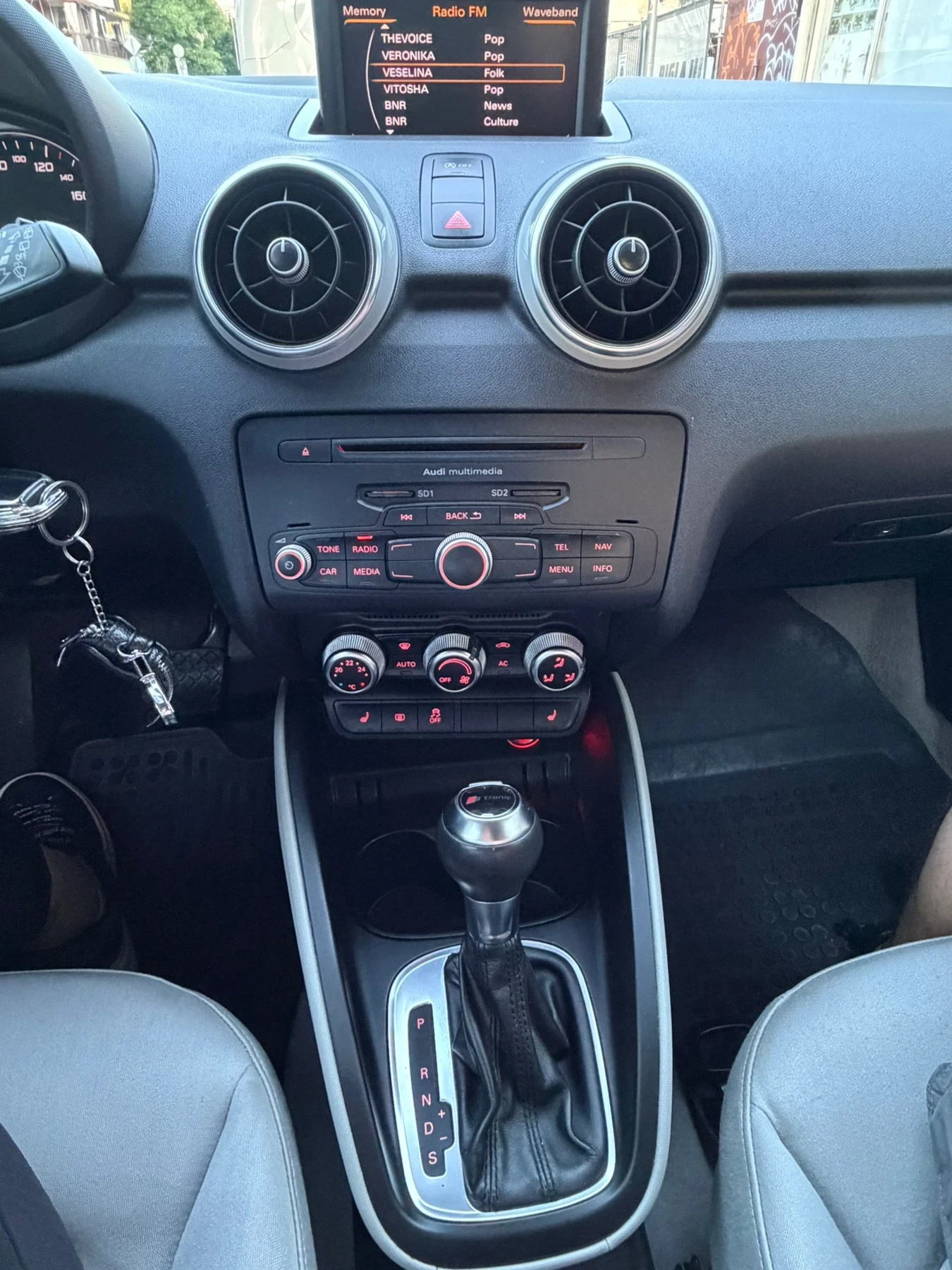 Audi A1 Sportback, снимка 7 - Автомобили и джипове - 55606642