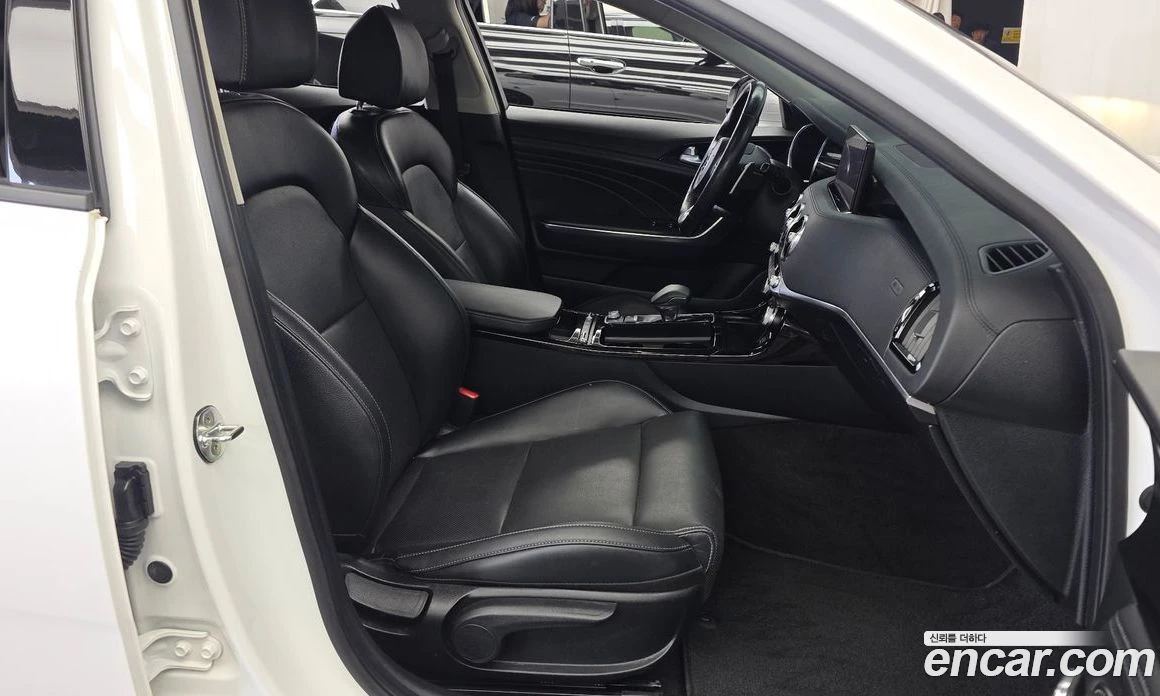 Kia Stinger 2.5 Platinum, снимка 17 - Автомобили и джипове - 55676744