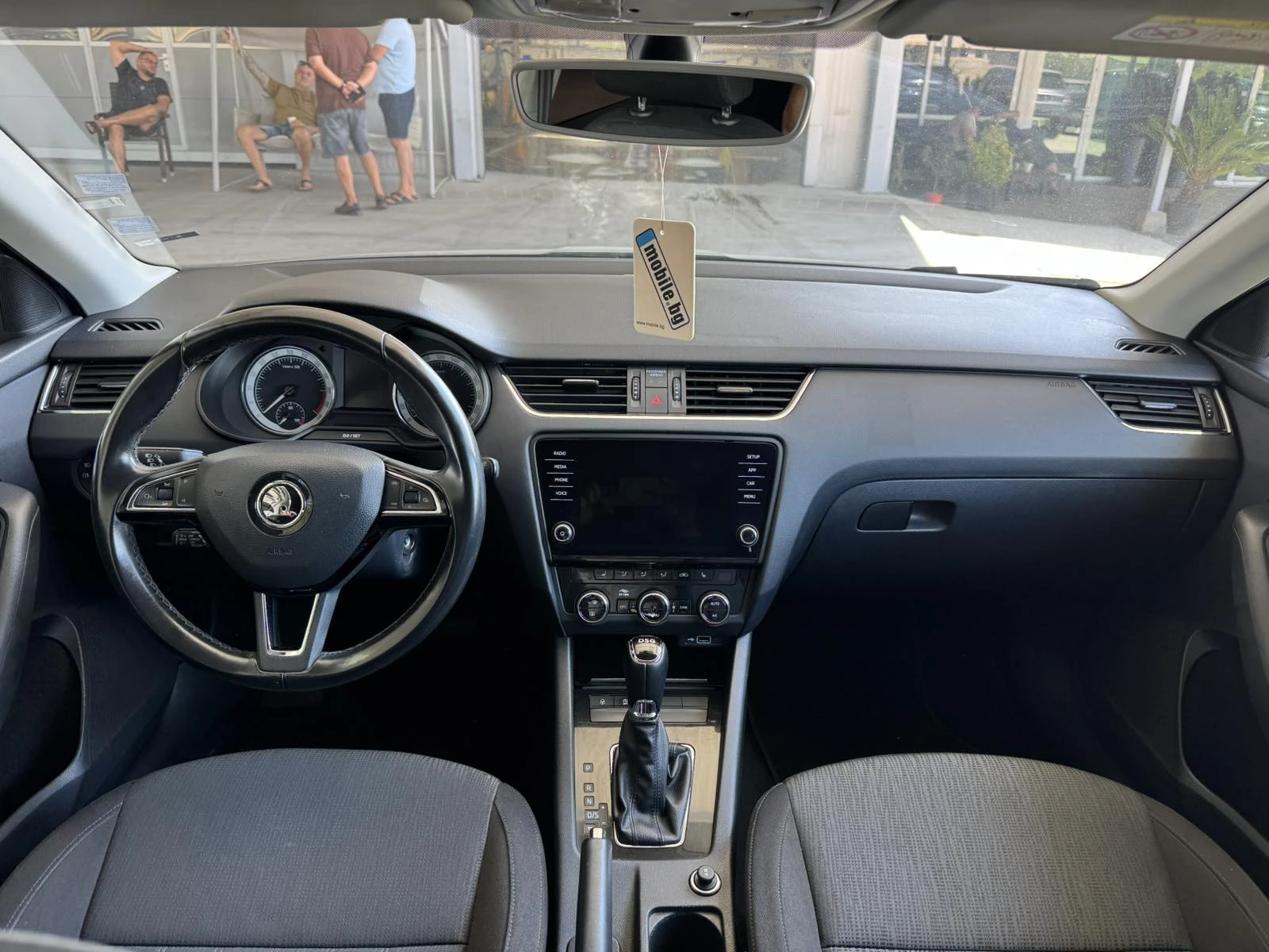 Skoda Octavia 2.0TDI* 150ps* DSG* DISTRONIC* КАМЕРА* LED* , снимка 11 - Автомобили и джипове - 55707092