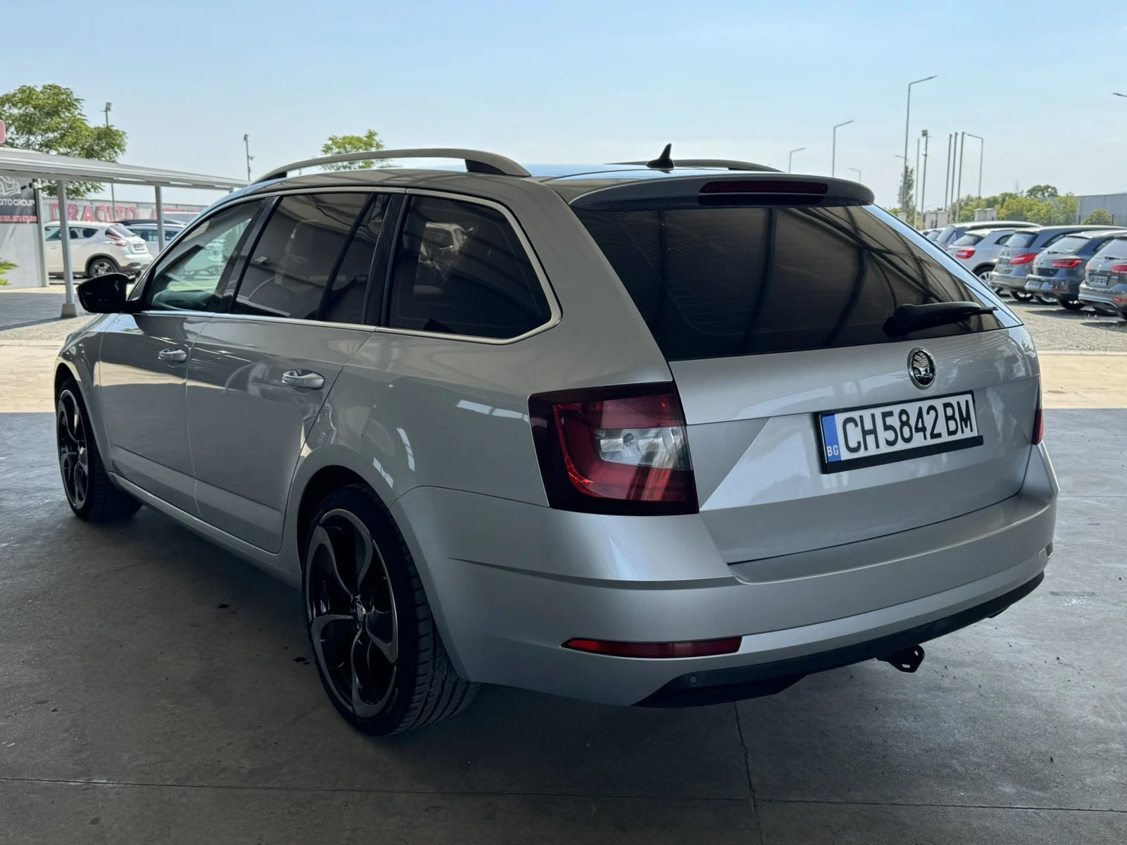 Skoda Octavia 2.0TDI* 150ps* DSG* DISTRONIC* КАМЕРА* LED* , снимка 3 - Автомобили и джипове - 55707092