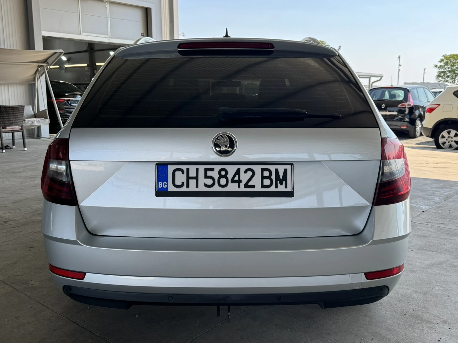 Skoda Octavia 2.0TDI* 150ps* DSG* DISTRONIC* КАМЕРА* LED* , снимка 4 - Автомобили и джипове - 55707092